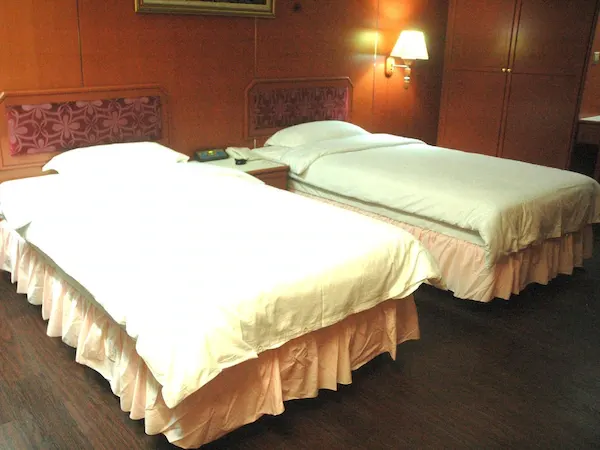KMY accommodation Seri Complex
